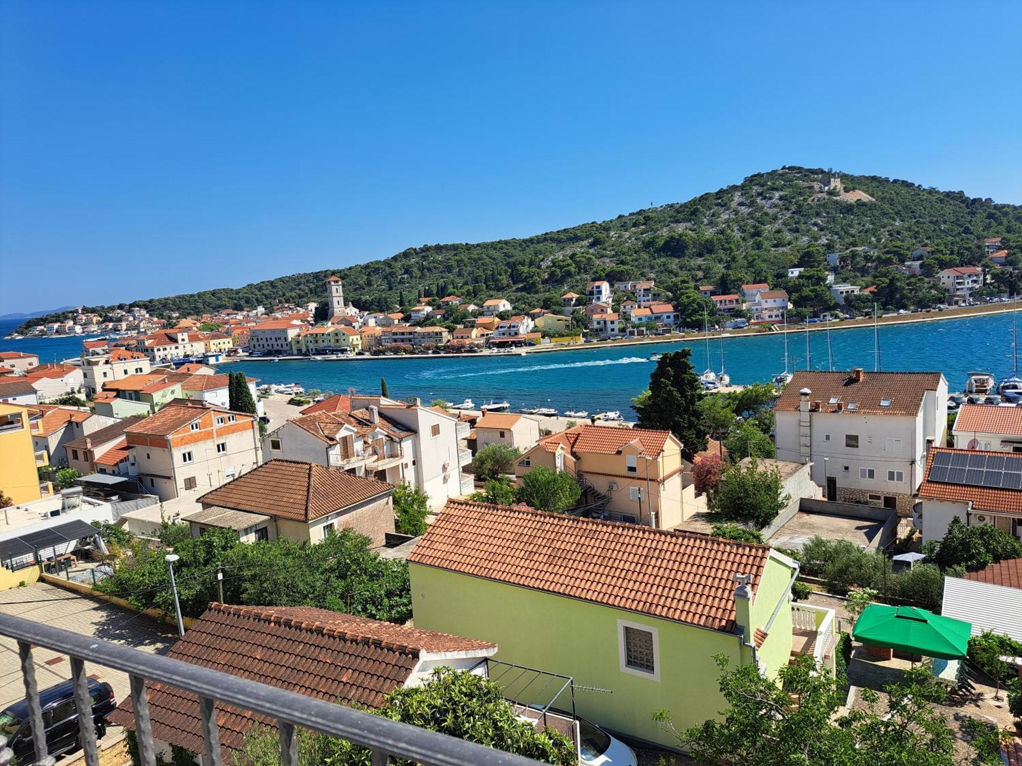 Cuzela-Papata Apartments Tisno Bagian luar foto